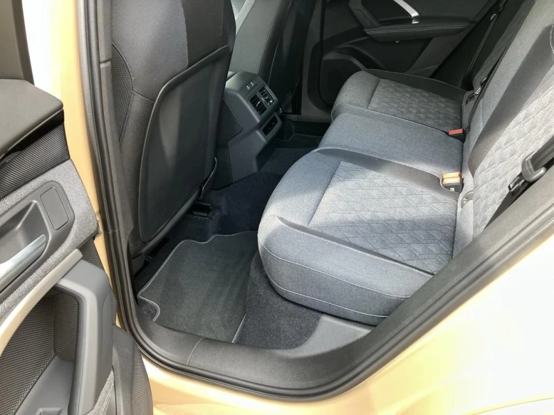 Audi Q5 40 TFSI* S-LINE* CARPLAY* , снимка 9 - Автомобили и джипове - 51287654