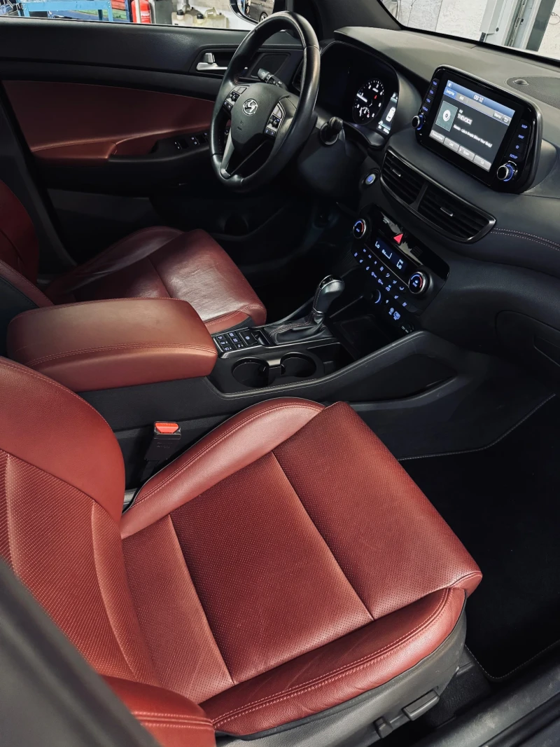 Hyundai Tucson 2.0 PREMIUM, 97х км, 360, ОБДУХ, ПОДГРЕВ, снимка 7 - Автомобили и джипове - 51626361