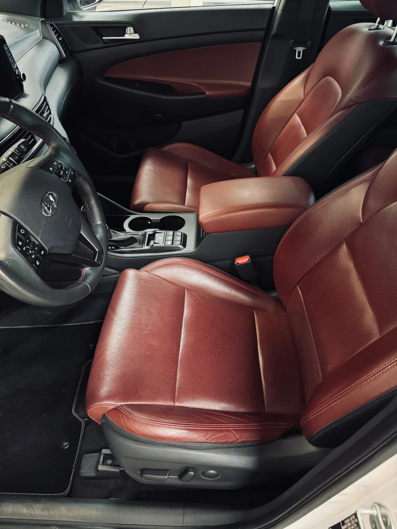 Hyundai Tucson 2.0 PREMIUM, 97х км, 360, ОБДУХ, ПОДГРЕВ, снимка 6 - Автомобили и джипове - 51626361