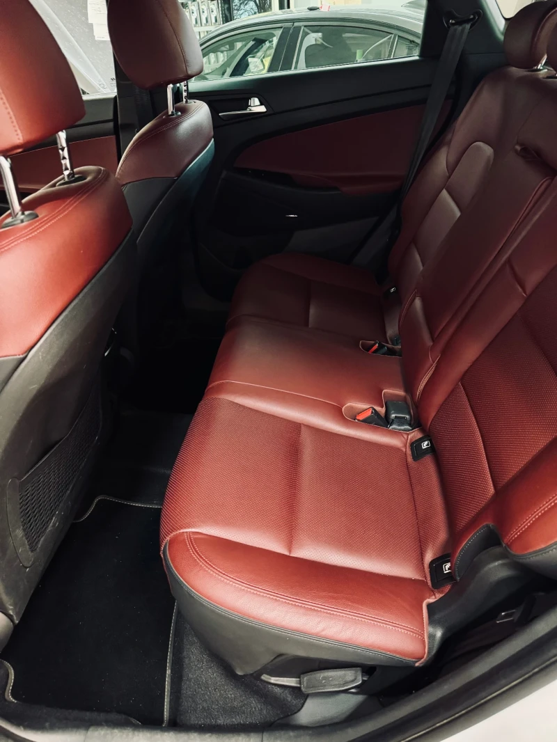 Hyundai Tucson 2.0 PREMIUM, 97х км, 360, ОБДУХ, ПОДГРЕВ, снимка 13 - Автомобили и джипове - 51626361