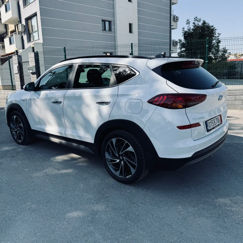 Hyundai Tucson 2.0 PREMIUM, 97х км, 360, ОБДУХ, ПОДГРЕВ, снимка 4 - Автомобили и джипове - 51626361