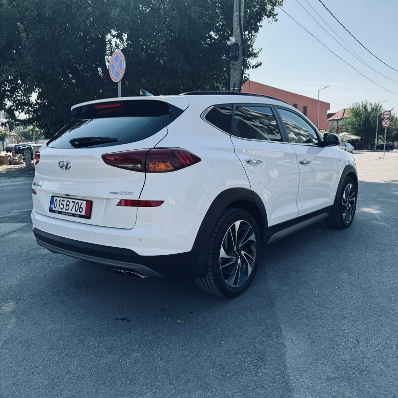 Hyundai Tucson 2.0 PREMIUM, 97х км, 360, ОБДУХ, ПОДГРЕВ, снимка 3 - Автомобили и джипове - 51626361
