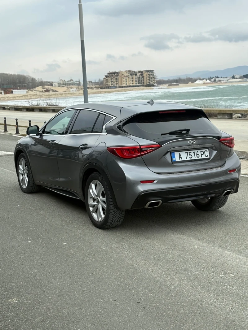 Infiniti Q30 2.2d Premium AWD DCT Full, снимка 3 - Автомобили и джипове - 52121745