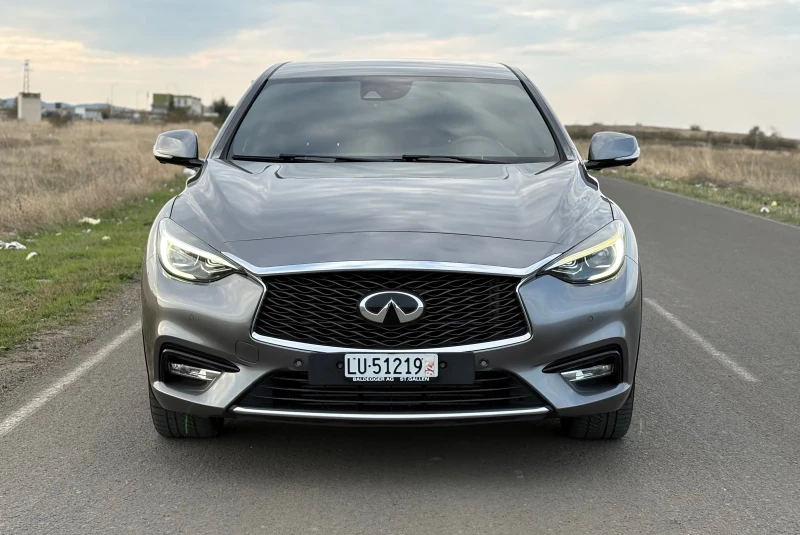 Infiniti Q30 2.2d Premium AWD DCT Full, снимка 2 - Автомобили и джипове - 52121745