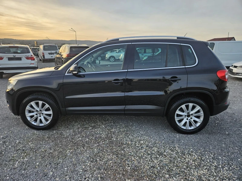 VW Tiguan 2.0 TDI* DSG* 4x4* , снимка 8 - Автомобили и джипове - 52729388