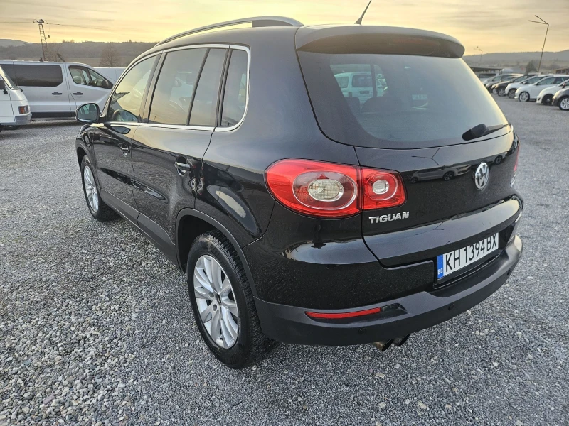 VW Tiguan 2.0 TDI* DSG* 4x4* , снимка 7 - Автомобили и джипове - 52729388