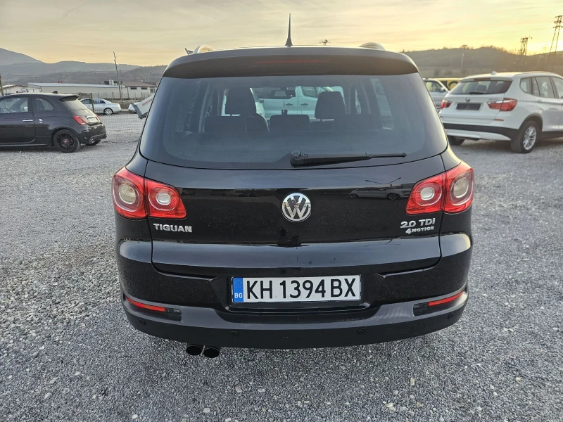 VW Tiguan 2.0 TDI* DSG* 4x4* , снимка 6 - Автомобили и джипове - 52729388