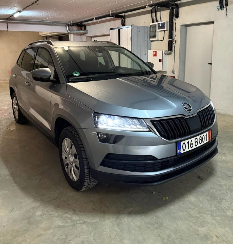 Skoda Karoq Ambition 4x4 150 к.с , Автомат 7ск.Нови Зимни Гуми, снимка 10 - Автомобили и джипове - 52903002