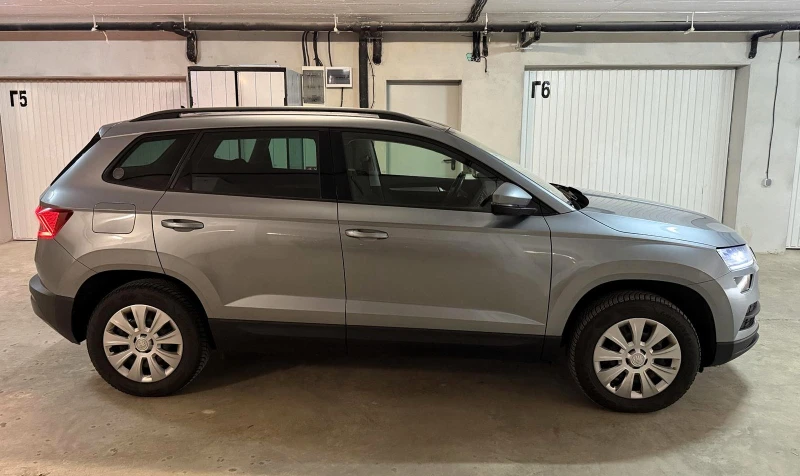 Skoda Karoq Ambition 4x4 150 к.с , Автомат 7ск.Нови Зимни Гуми, снимка 14 - Автомобили и джипове - 52903002