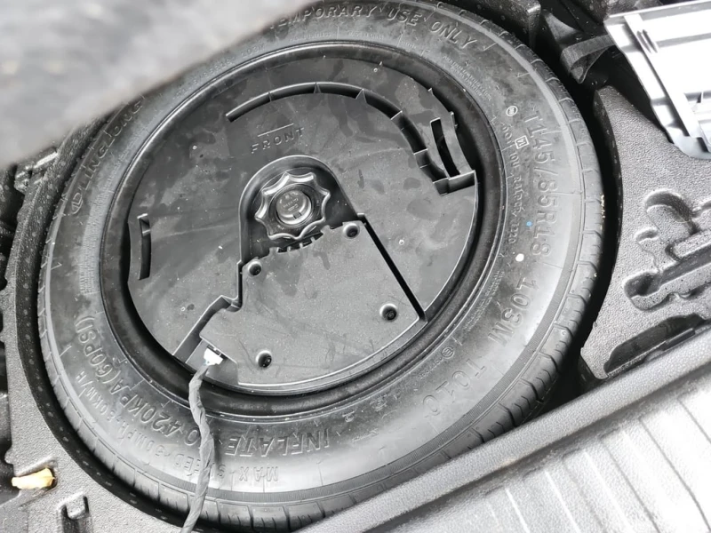 Audi Q3 * KOMFORT * CARFAX * ЦЕНА ДО БГ, снимка 13 - Автомобили и джипове - 52935350