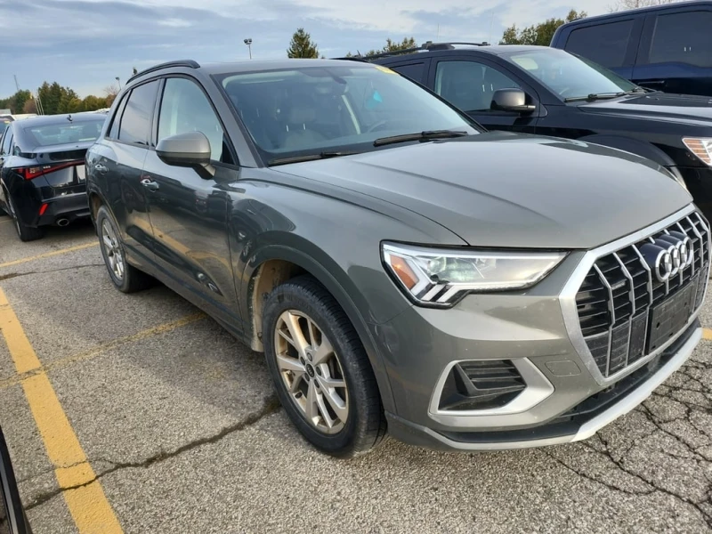 Audi Q3 * KOMFORT * CARFAX * ЦЕНА ДО БГ, снимка 2 - Автомобили и джипове - 52935350
