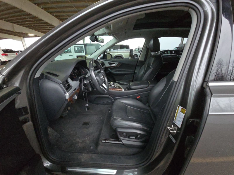 Audi Q7, снимка 7 - Автомобили и джипове - 53088732