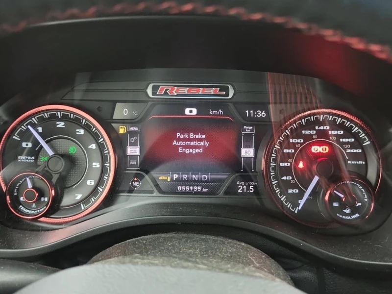 Dodge RAM 1500 * REBEL CREW CAB SHORT BED * CARFAX * БЕЗ ПЪРВОНАЧ, снимка 10 - Автомобили и джипове - 53087954