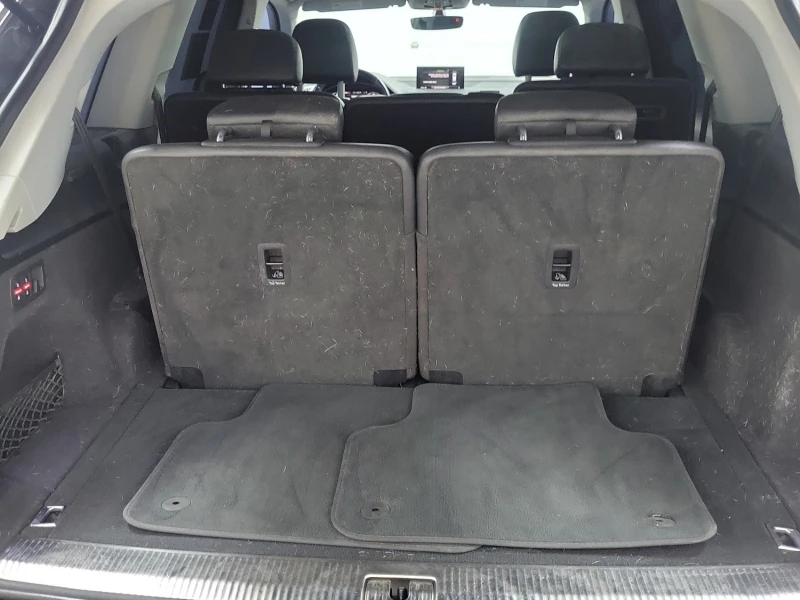 Audi Q7 * PREMIUM PLUS* * Автокредит* * Пълна сервизна ист, снимка 13 - Автомобили и джипове - 53518444