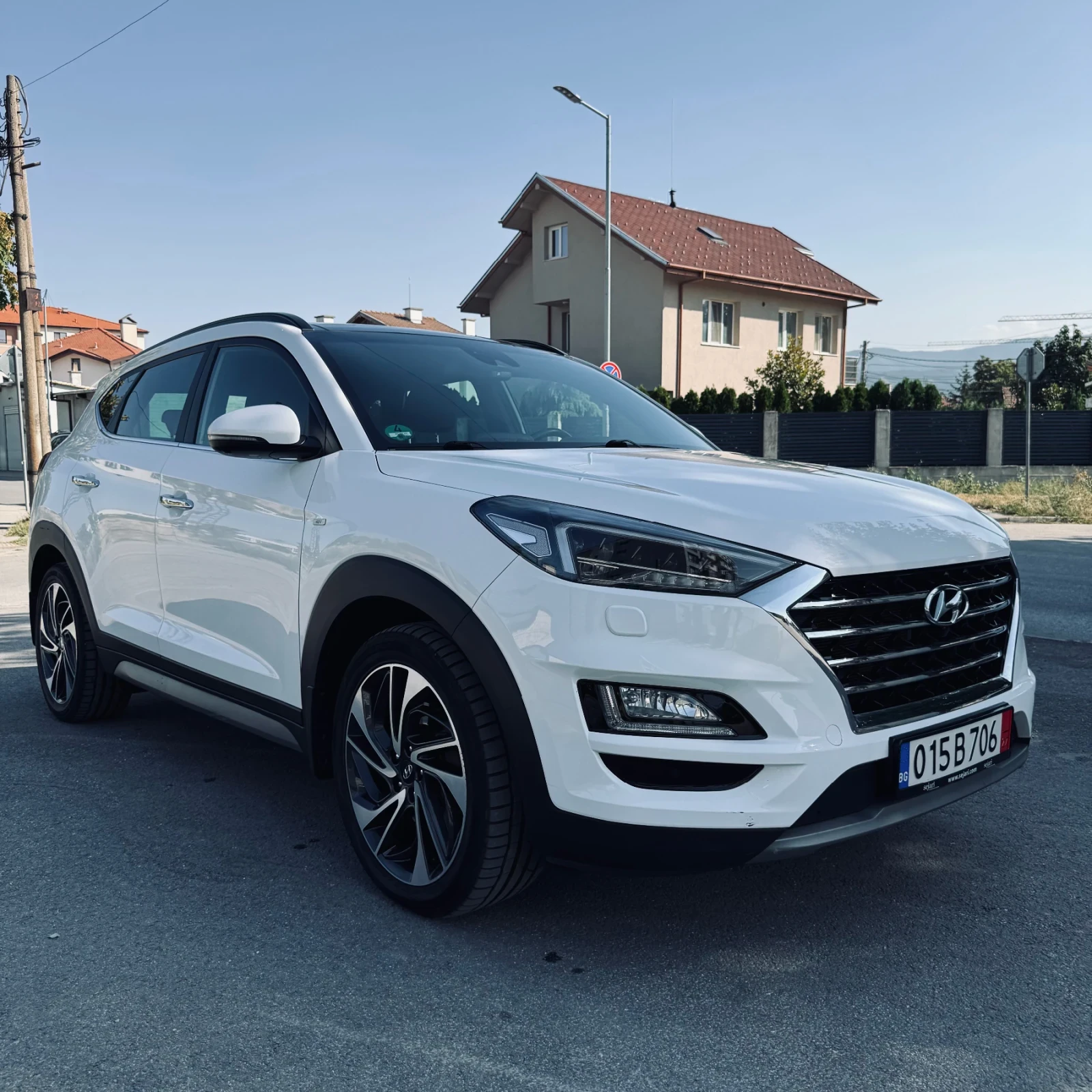 Hyundai Tucson 2.0 PREMIUM, 97х км, 360, ОБДУХ, ПОДГРЕВ, снимка 1