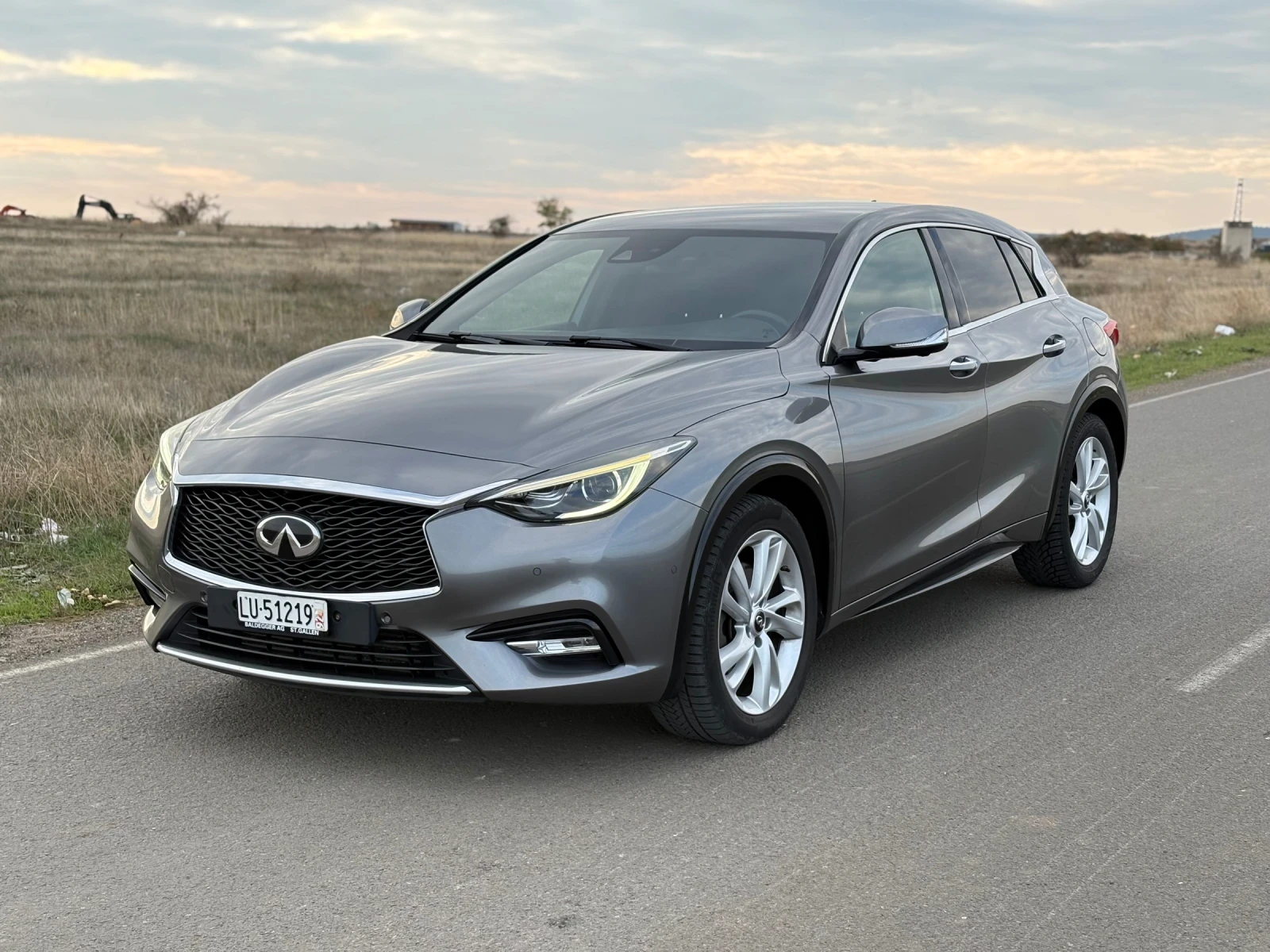 Infiniti Q30 2.2d Premium AWD DCT | Mobile.bg   3