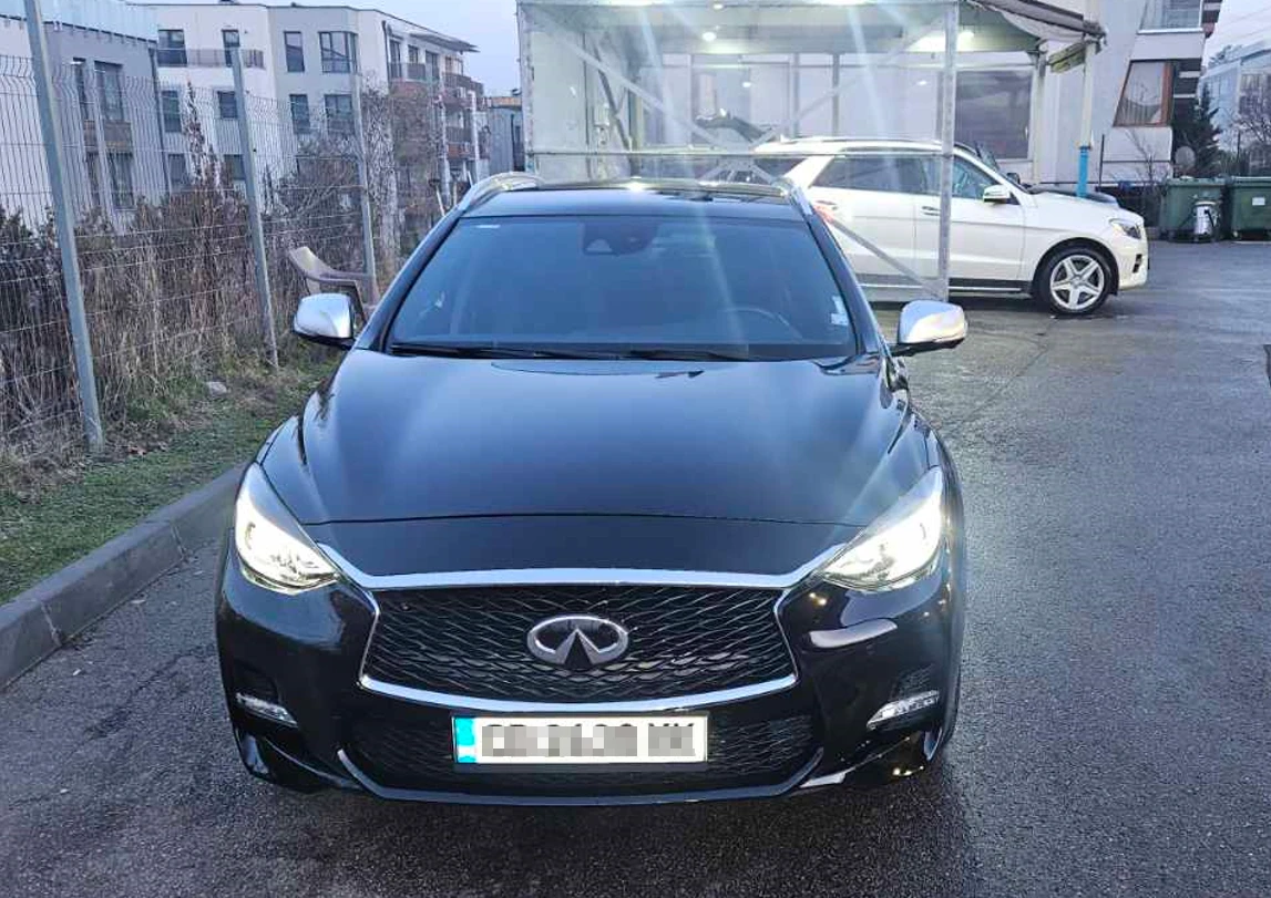 Infiniti Q30 S 2.0T AWD - изображение 2