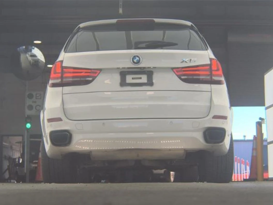 BMW X5  - изображение 7