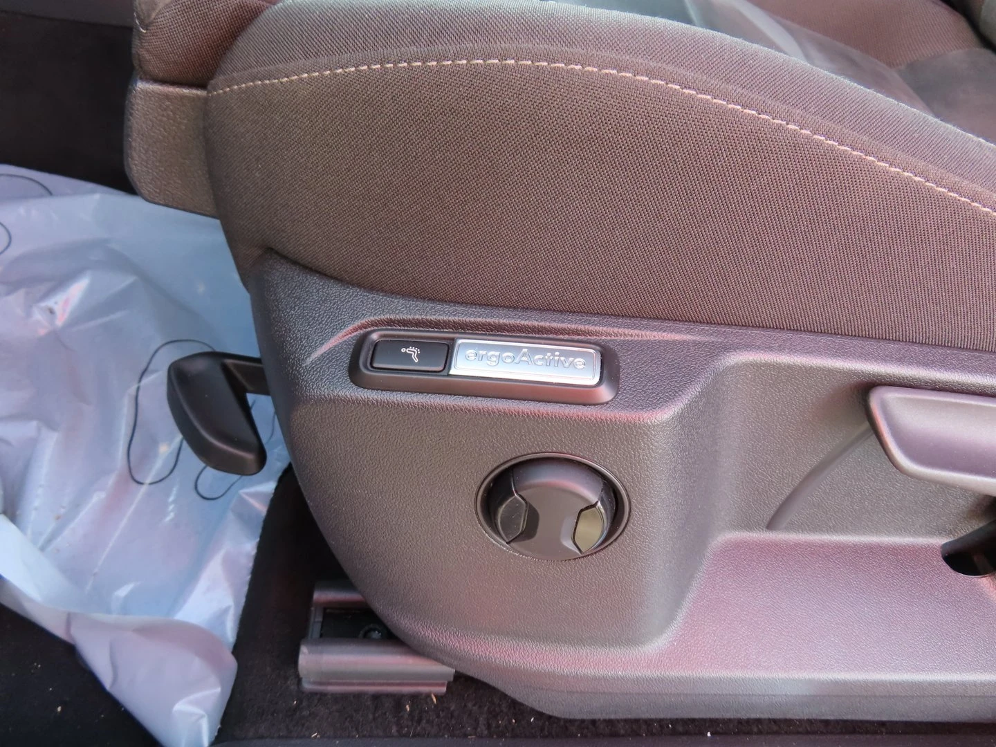 VW Tiguan Elegance 2.0 TDI SCR 4MOTION DSG | Mobile.bg � ����������� 14