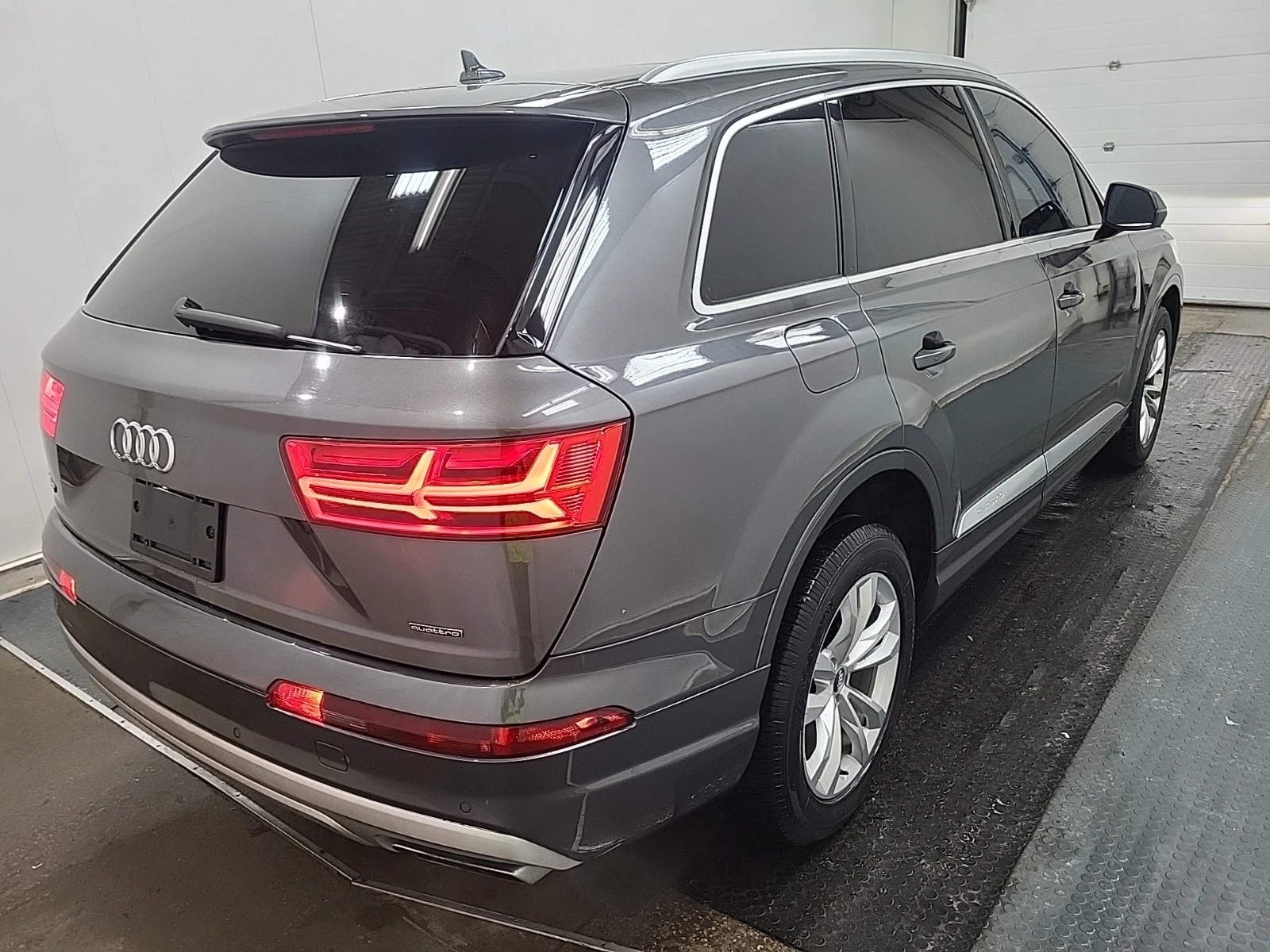 Audi Q7 * PREMIUM PLUS* * Автокредит* * Пълна сервизна ист - изображение 5