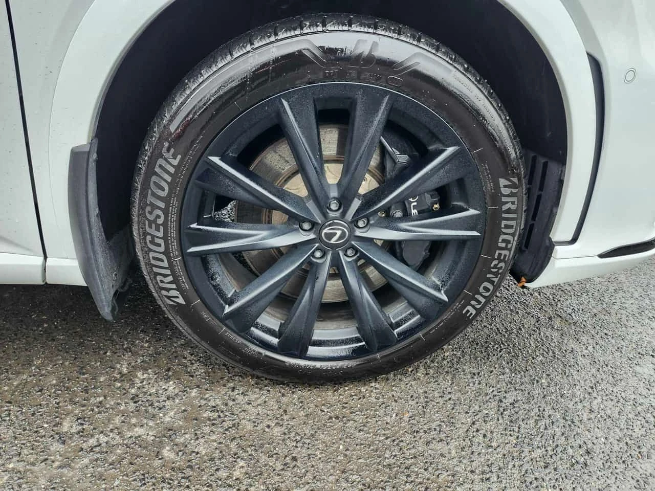 Lexus RX 500h /ПАНОРАМА/ОБДУХВАНЕ/360 КАМЕРИ, снимка 8 - Автомобили и джипове - 54184102