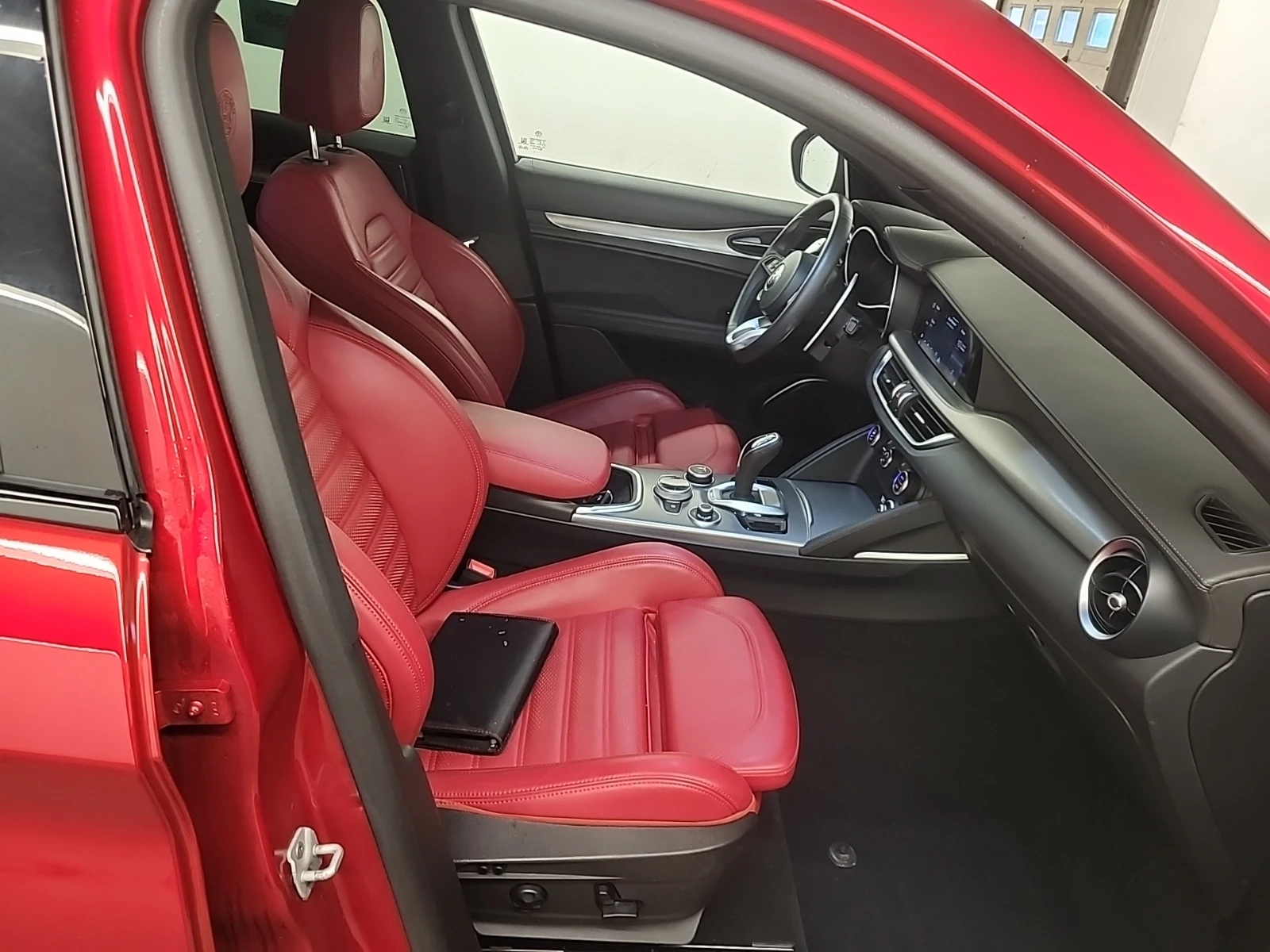 Alfa Romeo Stelvio VELOCE AWD, снимка 12 - Автомобили и джипове - 54260383