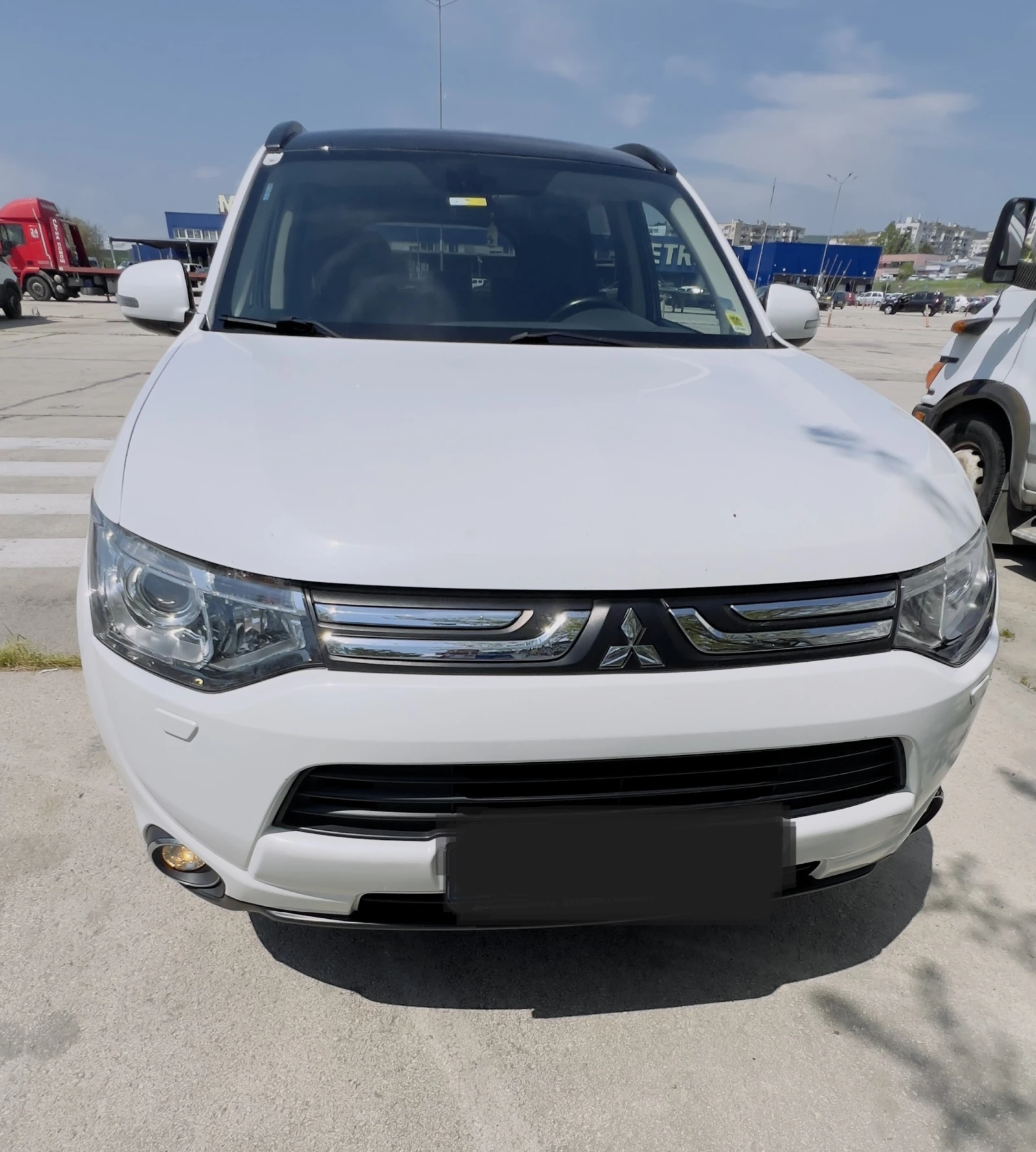 Mitsubishi Outlander 2.2DiD 4x4 (180HP) F1 пера, КАМЕРА, KEYLESS, снимка 4 - Автомобили и джипове - 54508940
