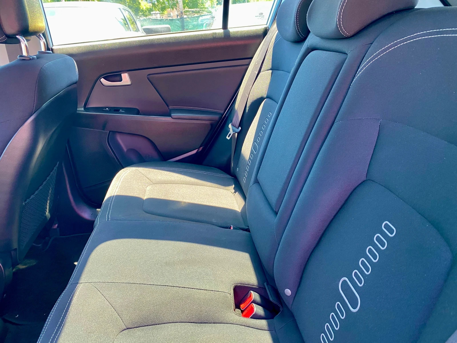 Kia Sportage, снимка 7 - Автомобили и джипове - 54857407