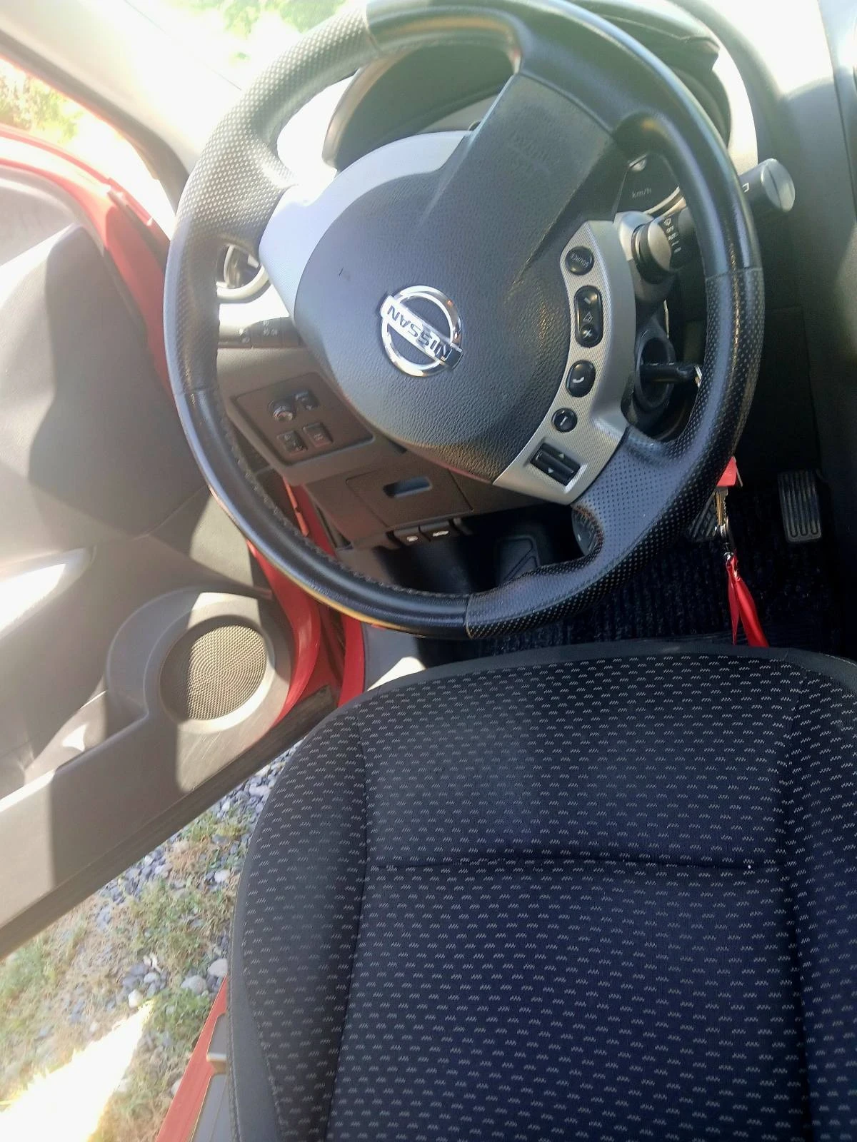 Nissan Qashqai, снимка 13 - Автомобили и джипове - 54914193