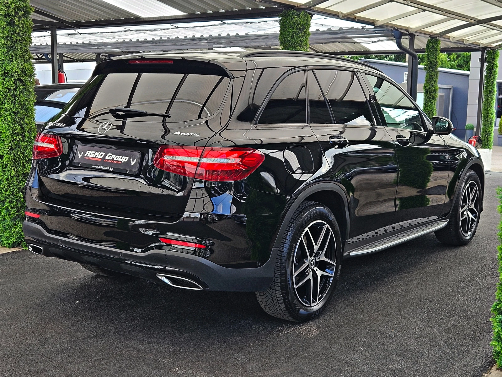 Mercedes-Benz GLC 250 AMG/9G-TRONIC/GERMANY/CAMERA/KEYLESS/AUTO HOLD/LIZ, снимка 4 - Автомобили и джипове - 55128060