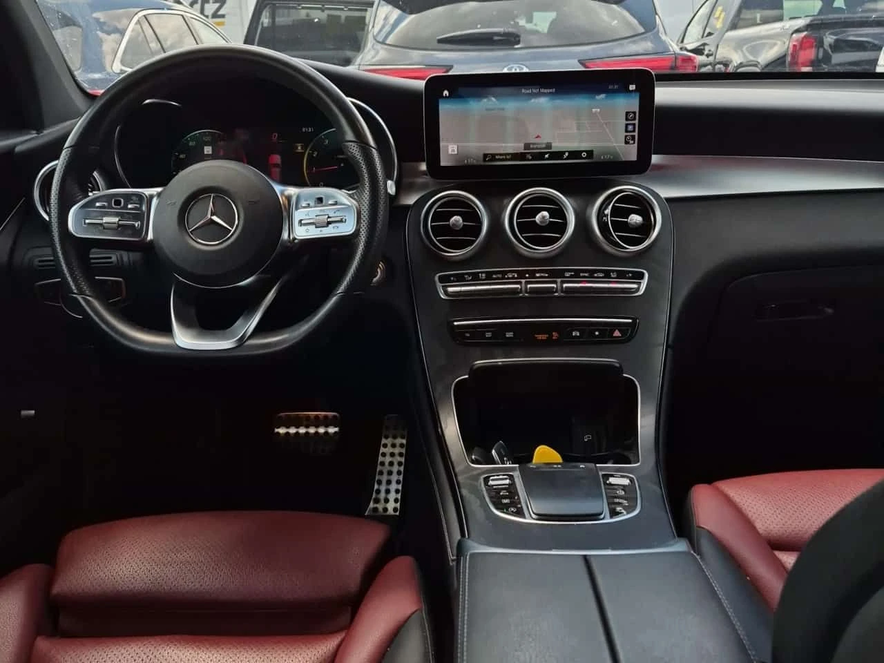Mercedes-Benz GLC * 300 * CARFAX * ЦЕНА ДО БГ, снимка 13 - Автомобили и джипове - 55251634