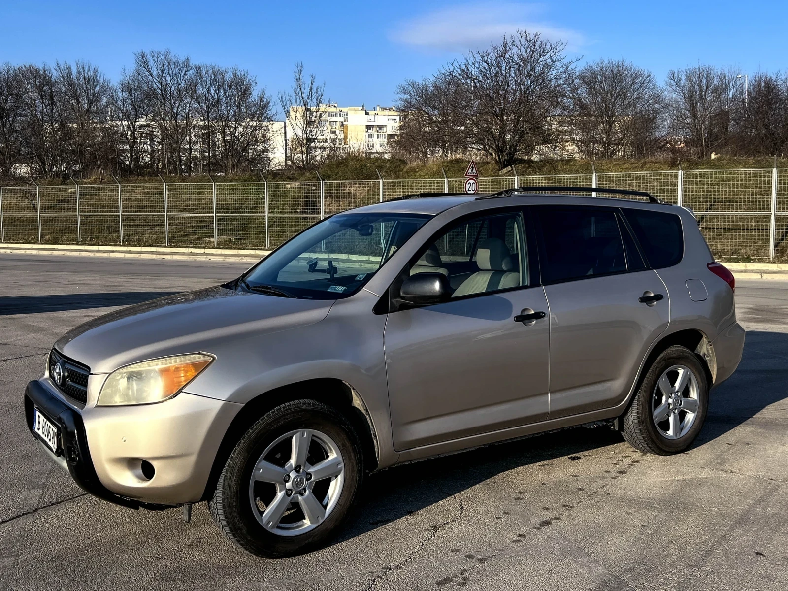 Toyota Rav4 4WD, снимка 2 - Автомобили и джипове - 56057510
