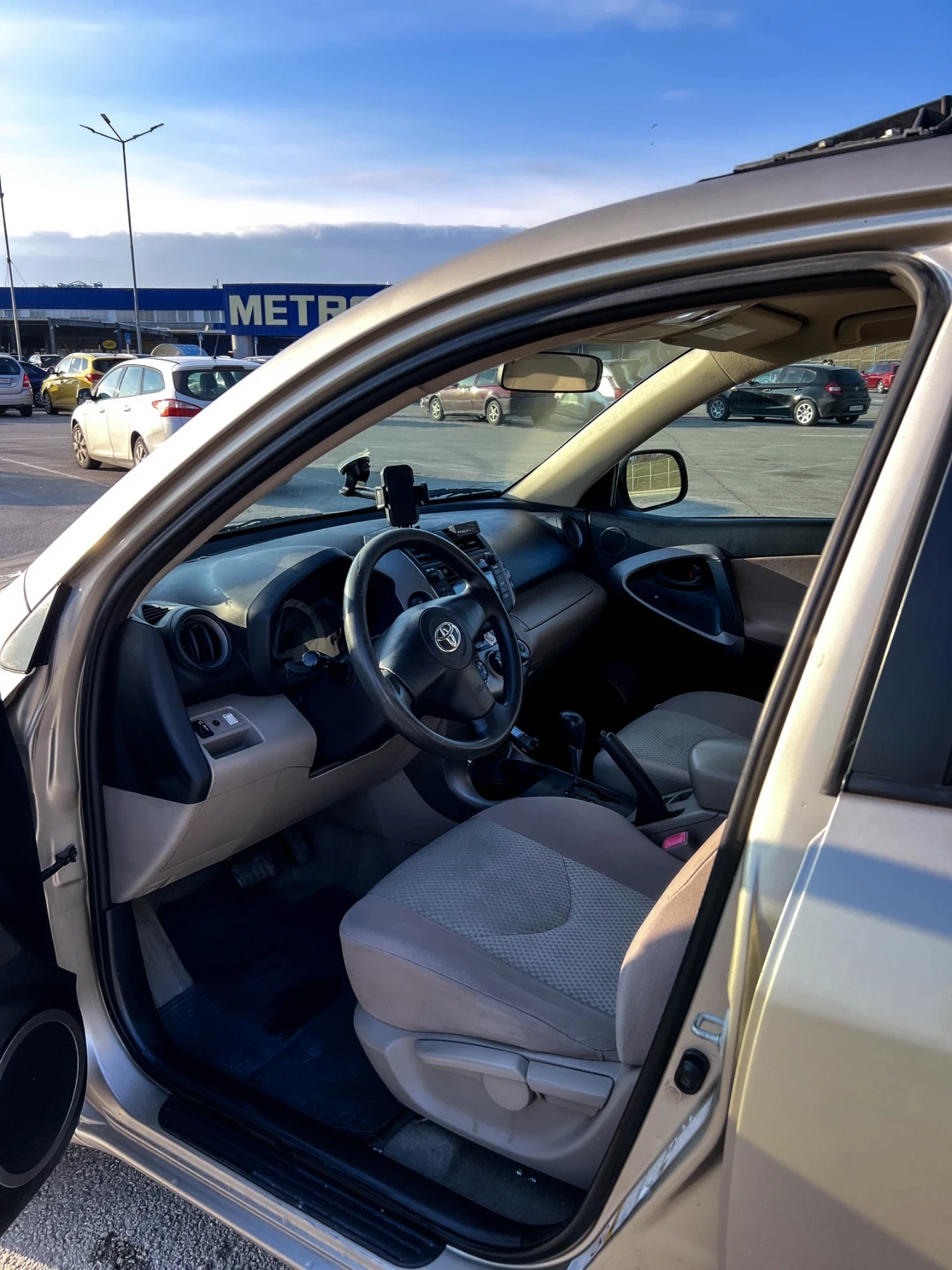 Toyota Rav4 4WD, снимка 8 - Автомобили и джипове - 56057510