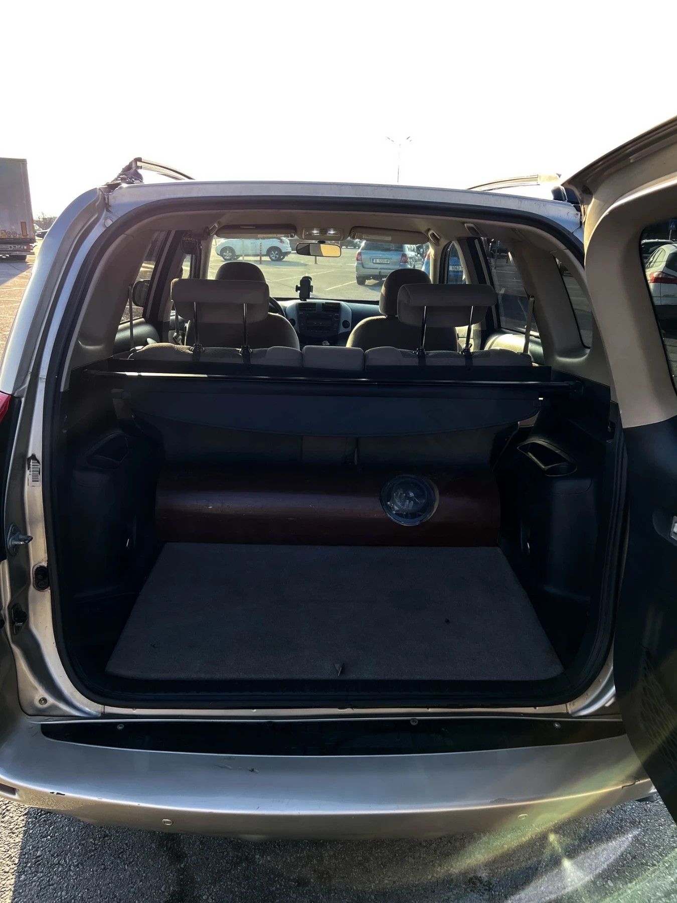 Toyota Rav4 4WD, снимка 7 - Автомобили и джипове - 56057510