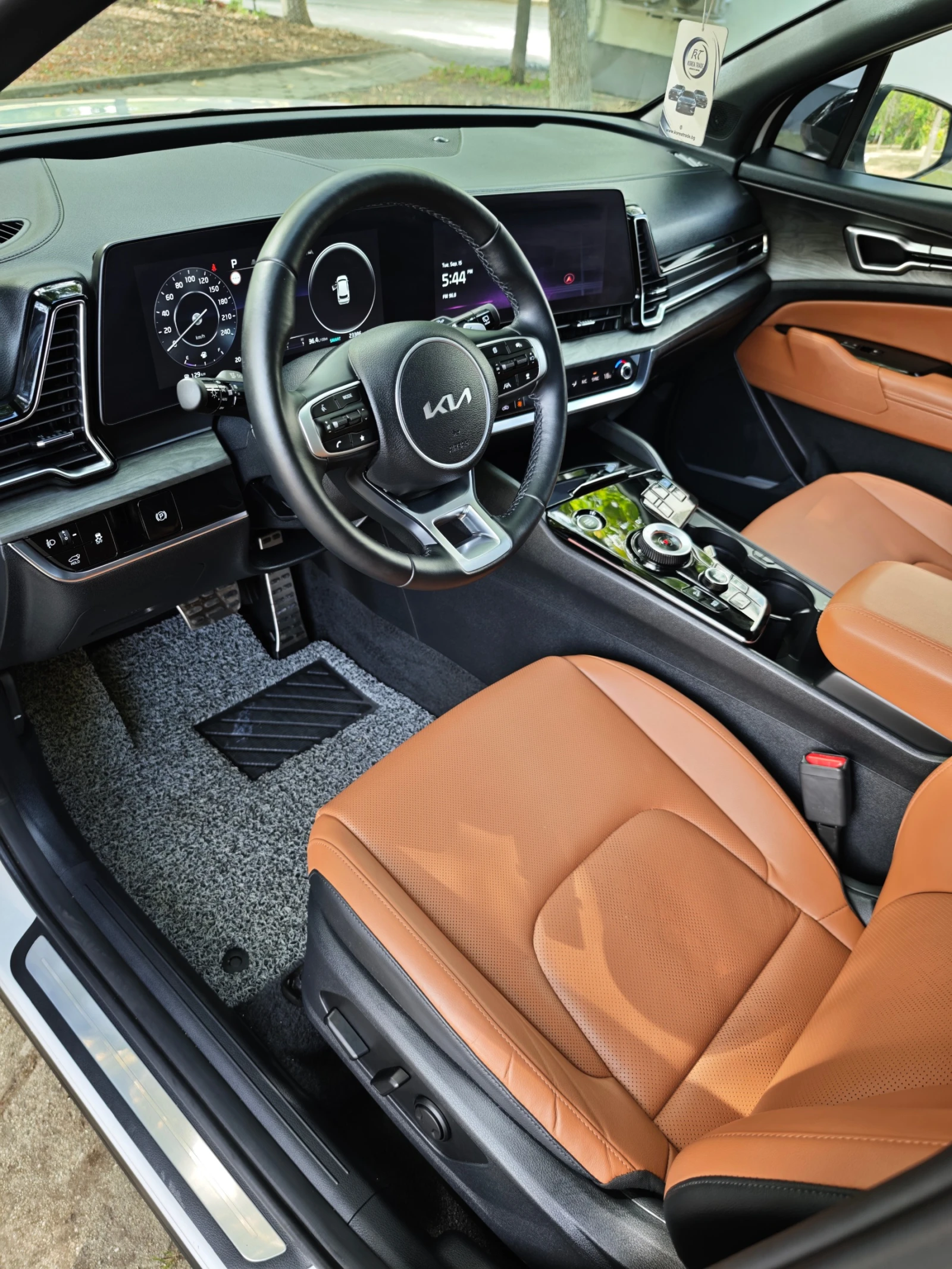Kia Sportage 2.0 LPI, снимка 9 - Автомобили и джипове - 56165278