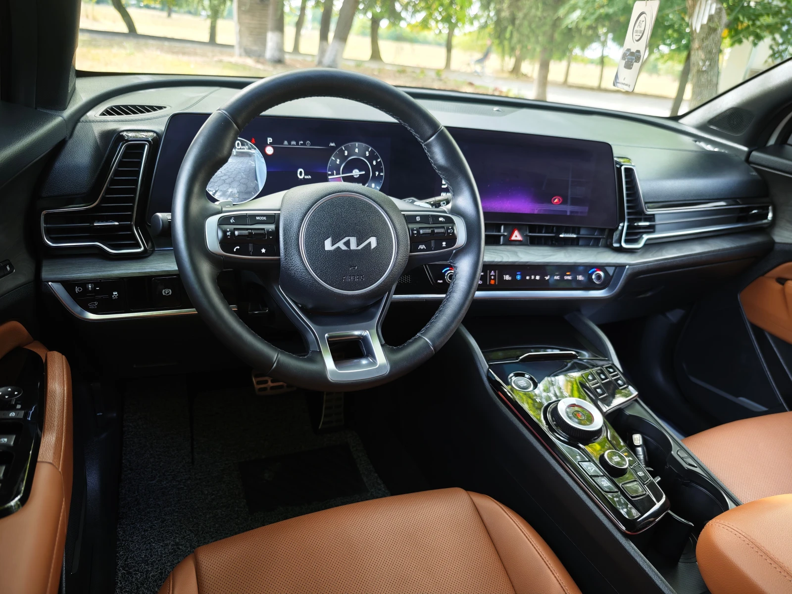 Kia Sportage 2.0 LPI, снимка 11 - Автомобили и джипове - 56165278