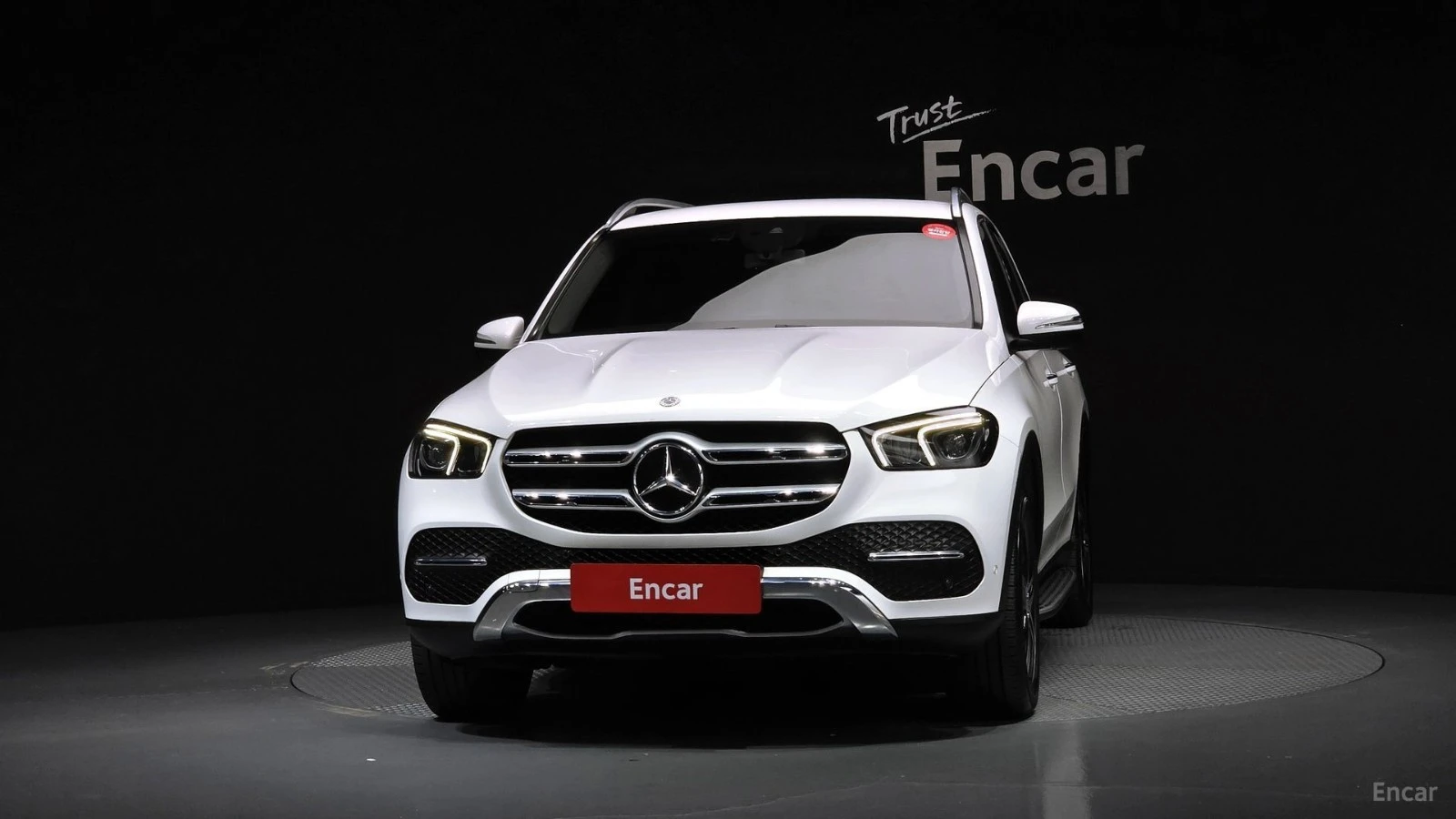 Mercedes-Benz GLE BURMESTER | SILVER TRIM | ОБДУХ | AIRMATIC, снимка 3 - Автомобили и джипове - 56214750