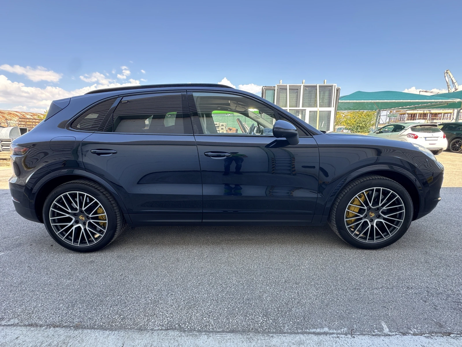 Porsche Cayenne S BURMESTER* CERAMIC* NIGHT VISION* FULL, снимка 3 - Автомобили и джипове - 56293591