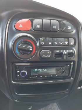 Hyundai H1 2.5 CRDI * STAREX* 8+ 1 места* Клима* ОТЛИЧЕН* , снимка 5