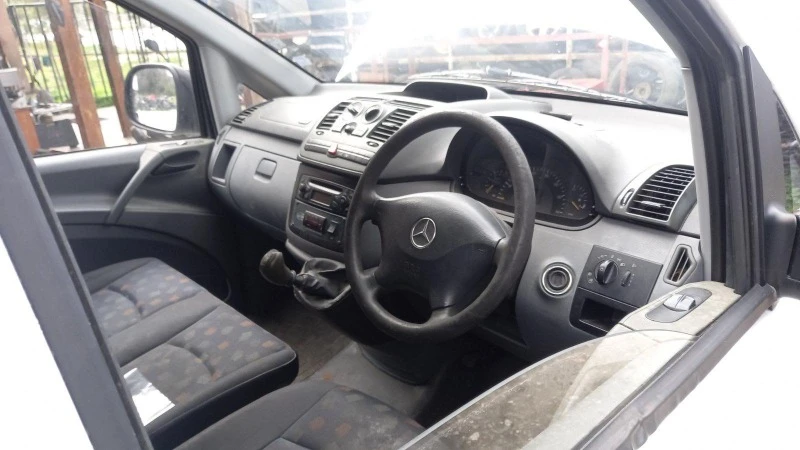 Mercedes-Benz Vito 109cdi frigo, снимка 6 - Бусове и автобуси - 47744663