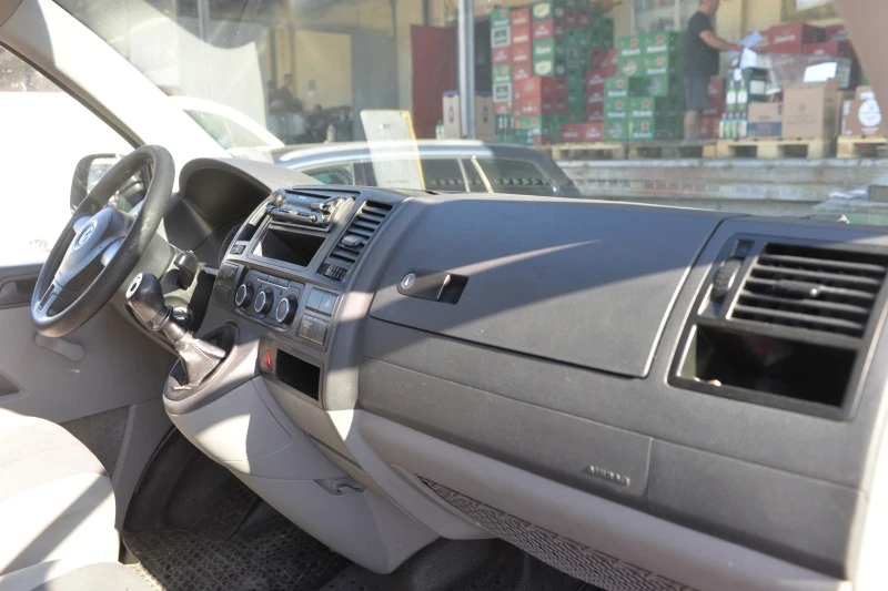 VW Transporter, снимка 8 - Бусове и автобуси - 47626806