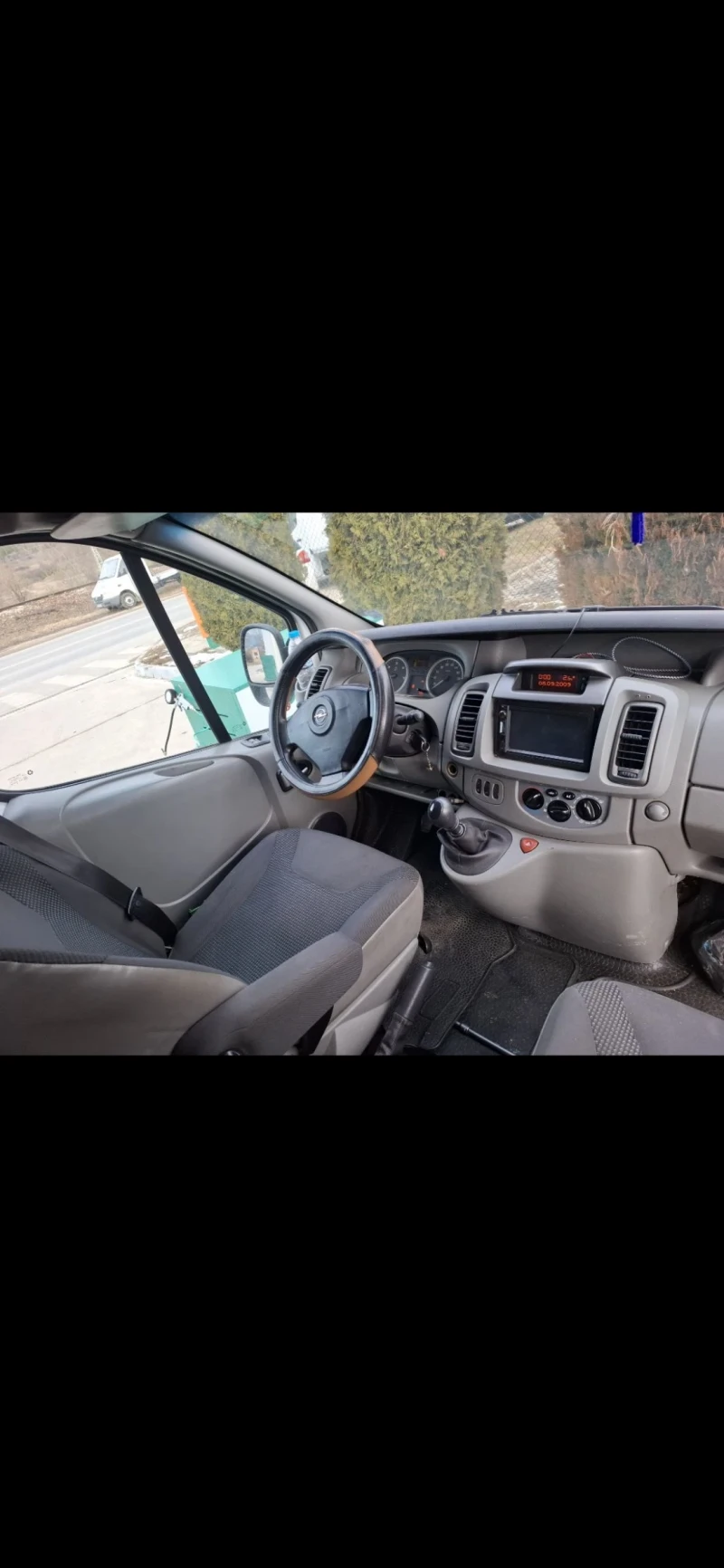 Opel Vivaro 450, снимка 10 - Бусове и автобуси - 48166396