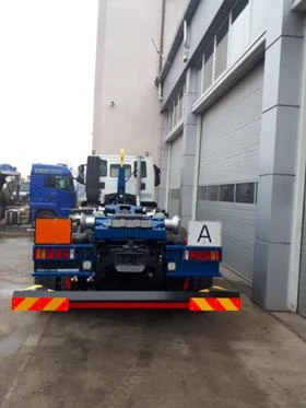 Iveco Trakker Манипулатор Hyva, снимка 6