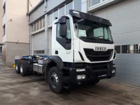 Iveco Trakker Манипулатор Hyva, снимка 7