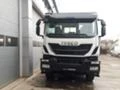 Iveco Trakker Манипулатор Hyva, снимка 2