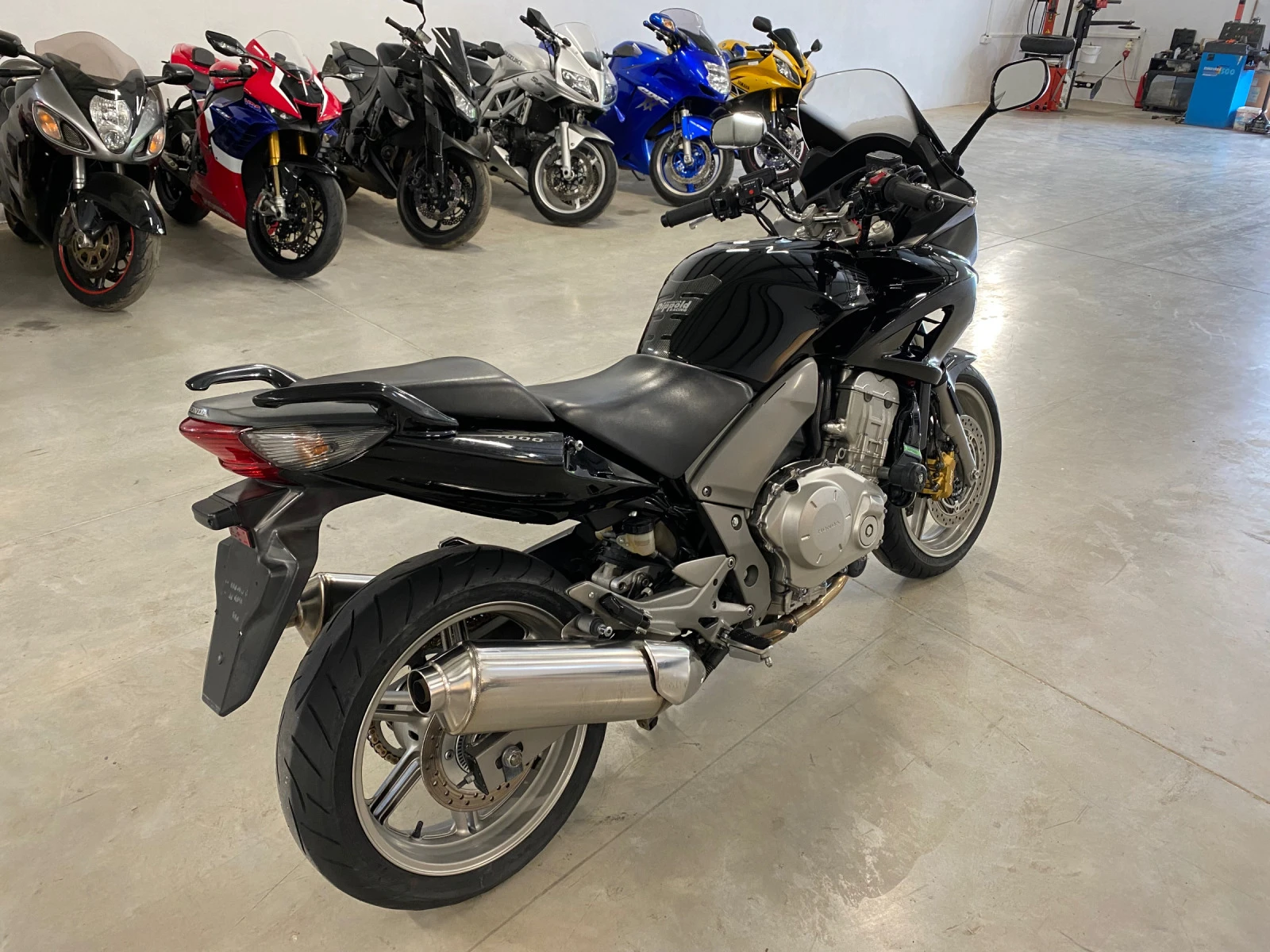 Honda Cbf 1000 SC58 ABS - изображение 6