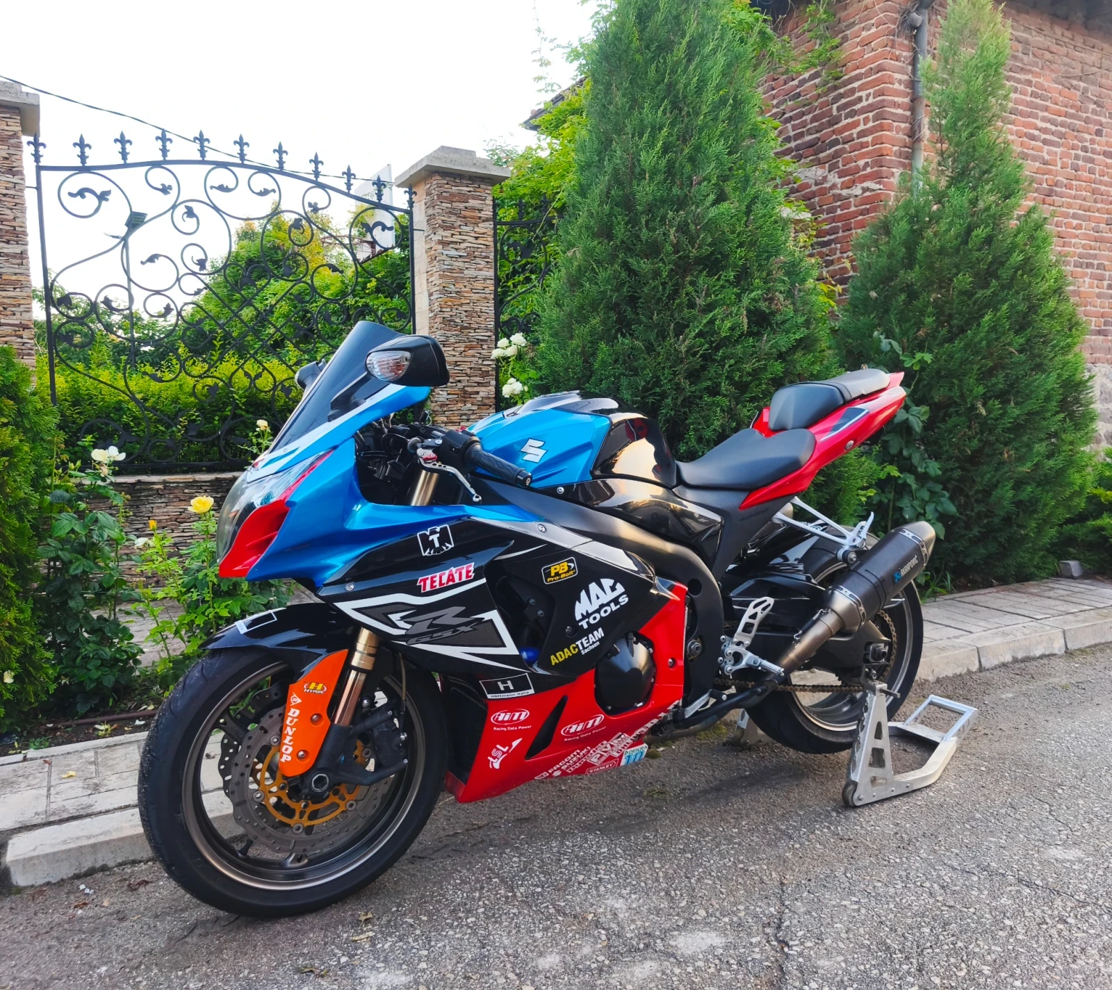 Suzuki Gsxr 1000 K9 - изображение 4