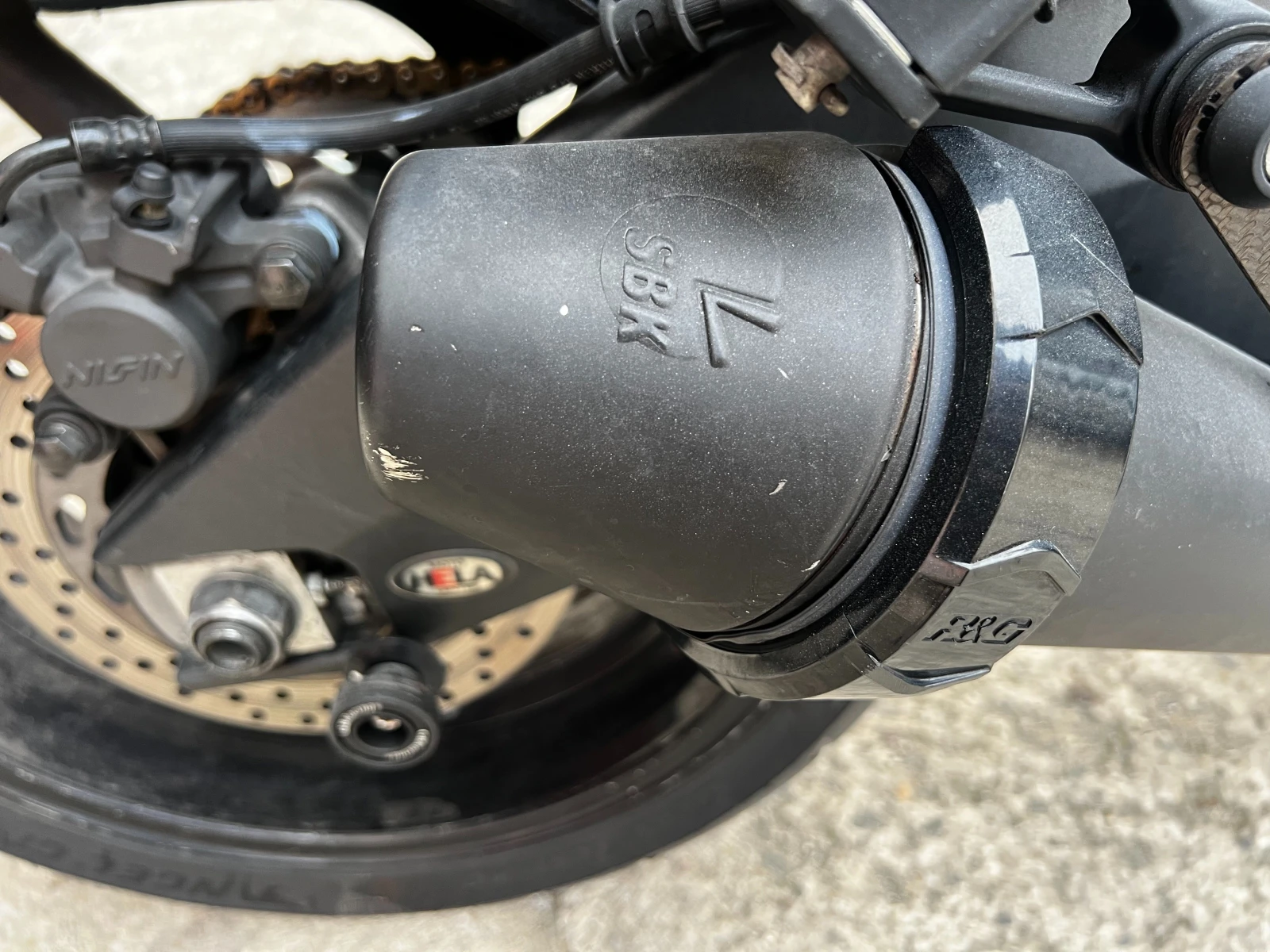 Yamaha FZ1 Naked - изображение 2