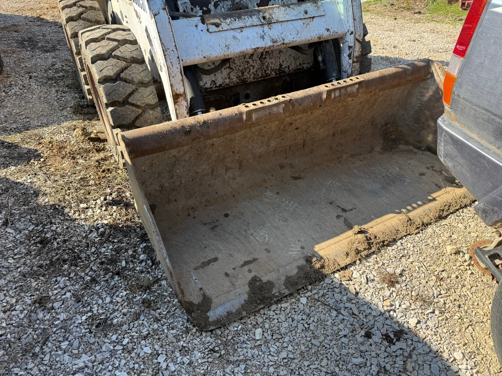 Мини челни товарачи Bobcat S-175 - изображение 4