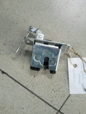 Ключалка заден капак Опел Корса Ц